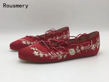 O mais Recente 2017 Rousmery Bordado Lace-up Girl Ballet Shoes Mulher do Dedo do pé Redondo no Tornozelo Cinta Plana Sapatos de Mulher Moda Vintage Sapatos