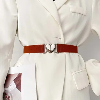 2022 Mulheres Correias Elásticas Coração De Amor Fivela De Metal Cintura Vestido De Casaco, Camisola Decorativo Elegante E Requintado Cintura Acessórios